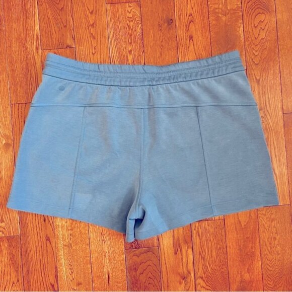 Lululemon softstreme high rise short 4size 14 - Picture 4 of 9